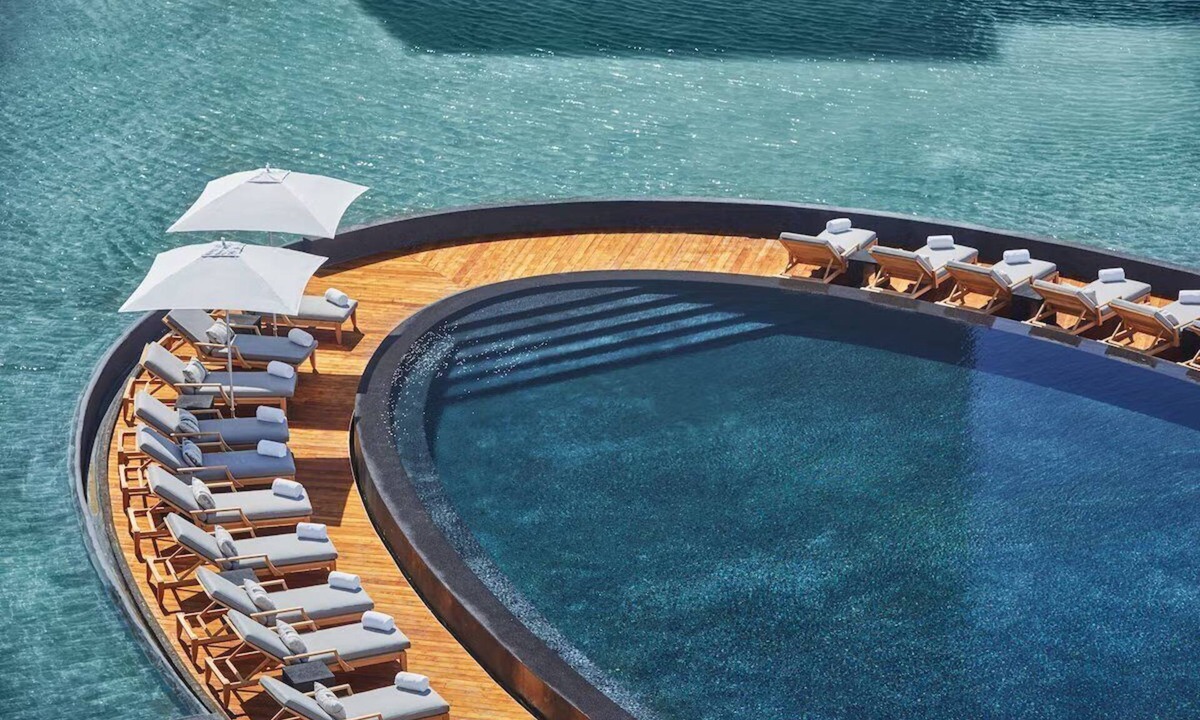 Zona Hotelera House | 4BR Oceanview Suite in Los Cabos! Bike Rental, 5 Pools, Parking, Pet-friendly!