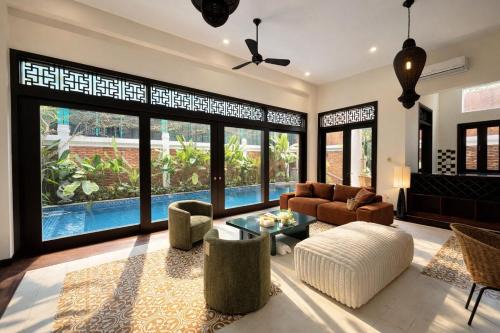 Thao Dien Villa | 5 star Heritage Indochine Thao Dien Villa by Ray with Private Pool
