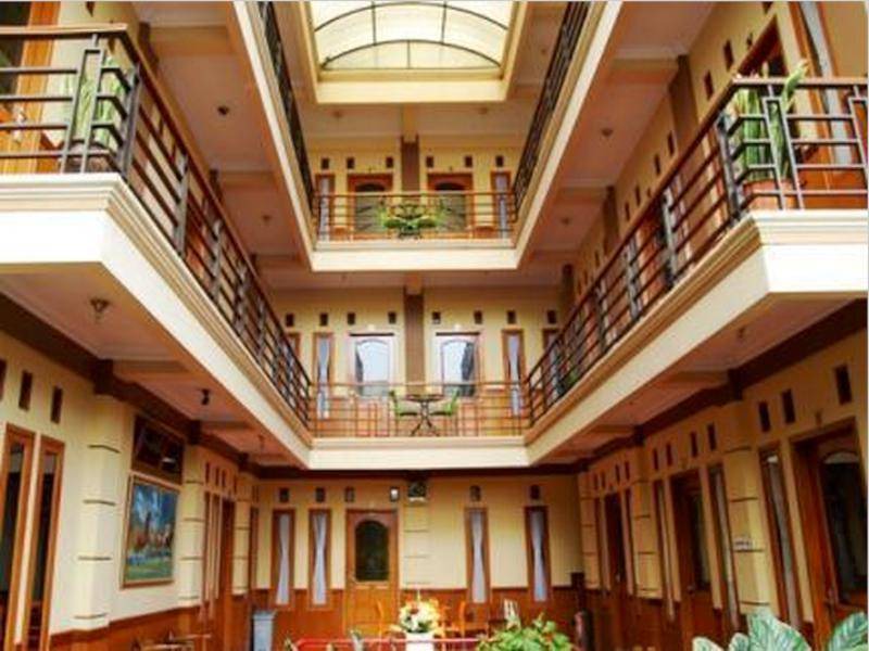 Sukajadi Bed & Breakfast | 50 m² Bed and breakfast ∙ 127 guests