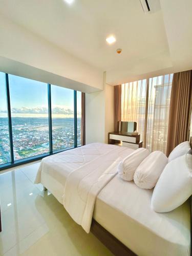 Batam Apartment | 53rd Floor, 2 BR, Netflix, Apt with view by SKY
