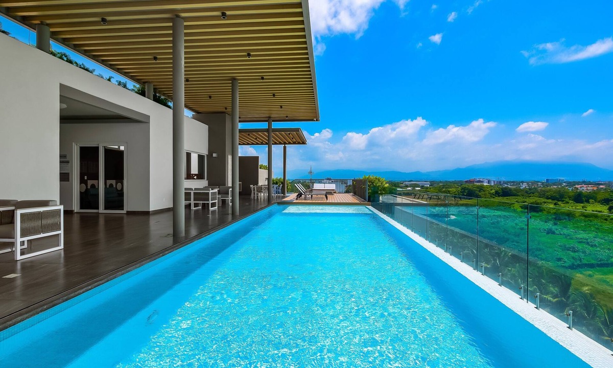 Nuevo Vallarta Apartment | 5th-floor apt Near the Ocean With Infinity Rooftop Pool, Balcony, Washer/dryer