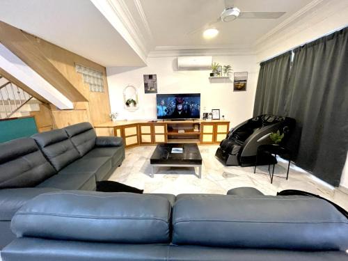 Bandar Sunway House | 6-10 Pax @ The CoZySpacious House - Heart Of Sunway