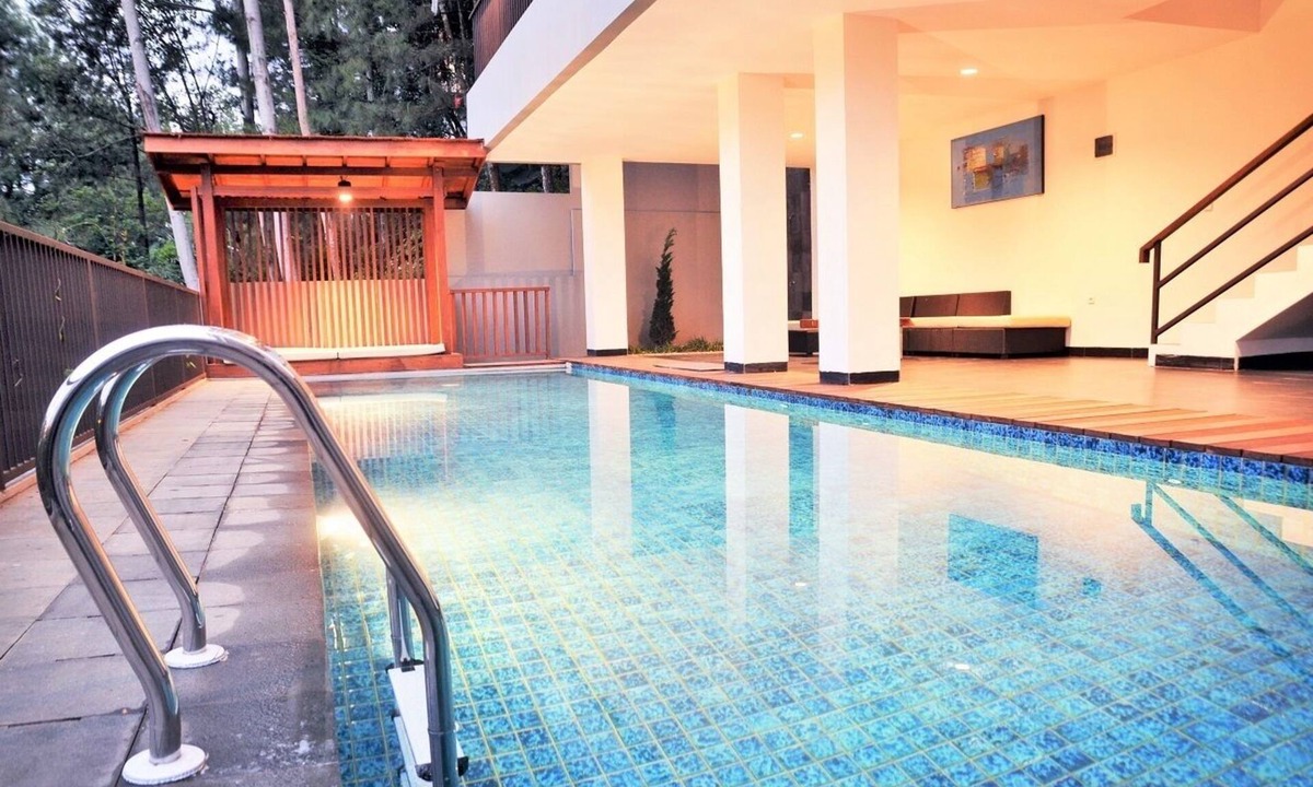 Tamansari La | Bandung