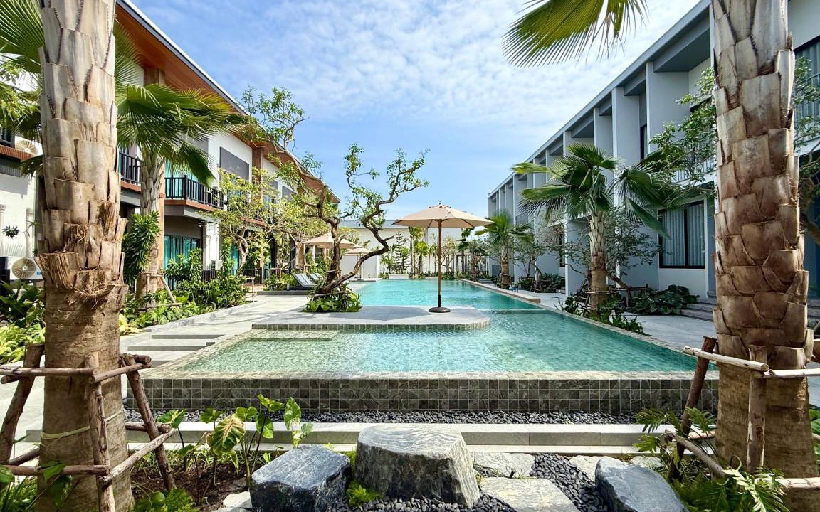 Prachuap Khiri Khan Hotel | 62 m² Hotel ∙ 5 guests