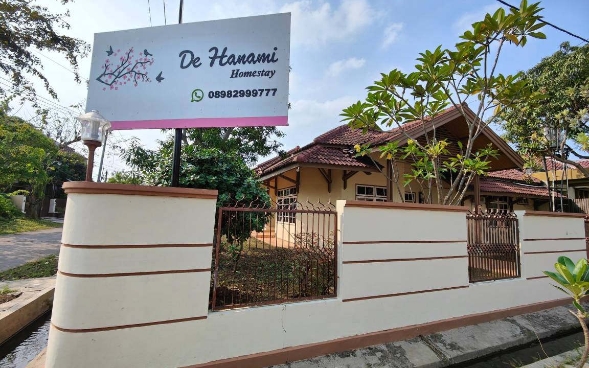 North Cirebon House | 700 m² House ∙ 5 bedrooms ∙ 10 guests