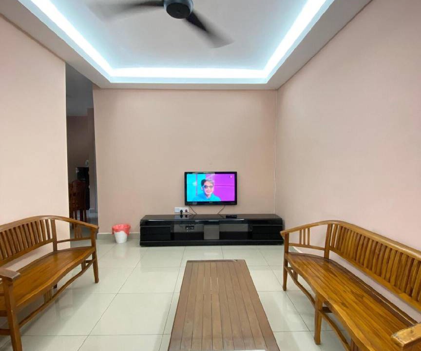 Parit Raja House | 72 m² House ∙ 3 bedrooms ∙ 5 guests