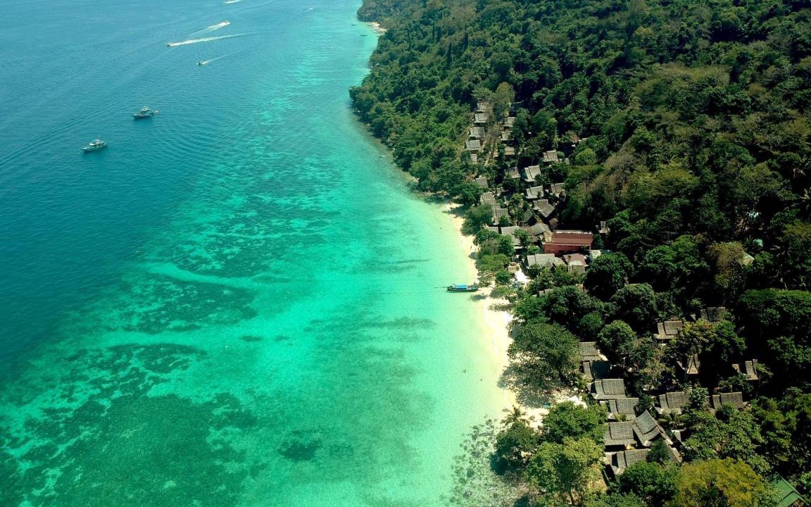 Ko Phi Phi Resort | 72 m² Resort ∙ 2 bedrooms ∙ 127 guests