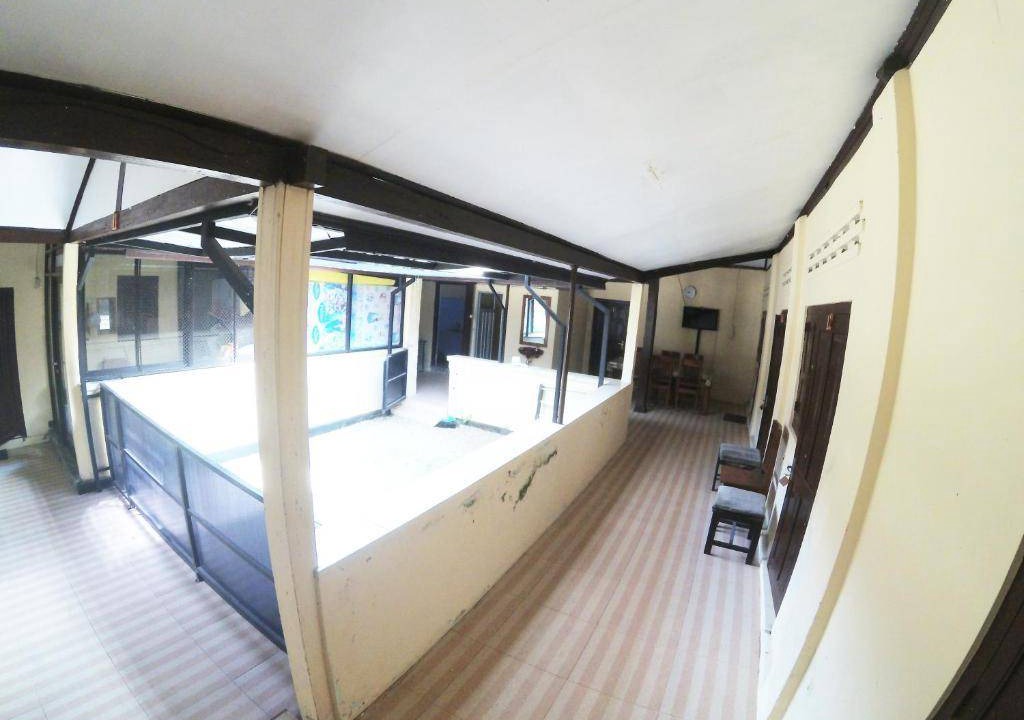 Pakem House | 742 m² House ∙ 5 bedrooms ∙ 30 guests
