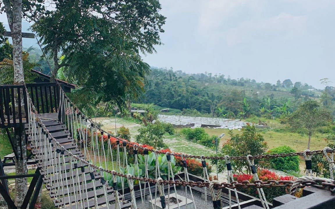 Ambarawa Bed & Breakfast | 80 m² Bed and breakfast ∙ 10 guests