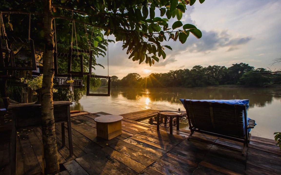 Nakhon Chum Resort | 80 m² Resort ∙ 3 bedrooms ∙ 20 guests