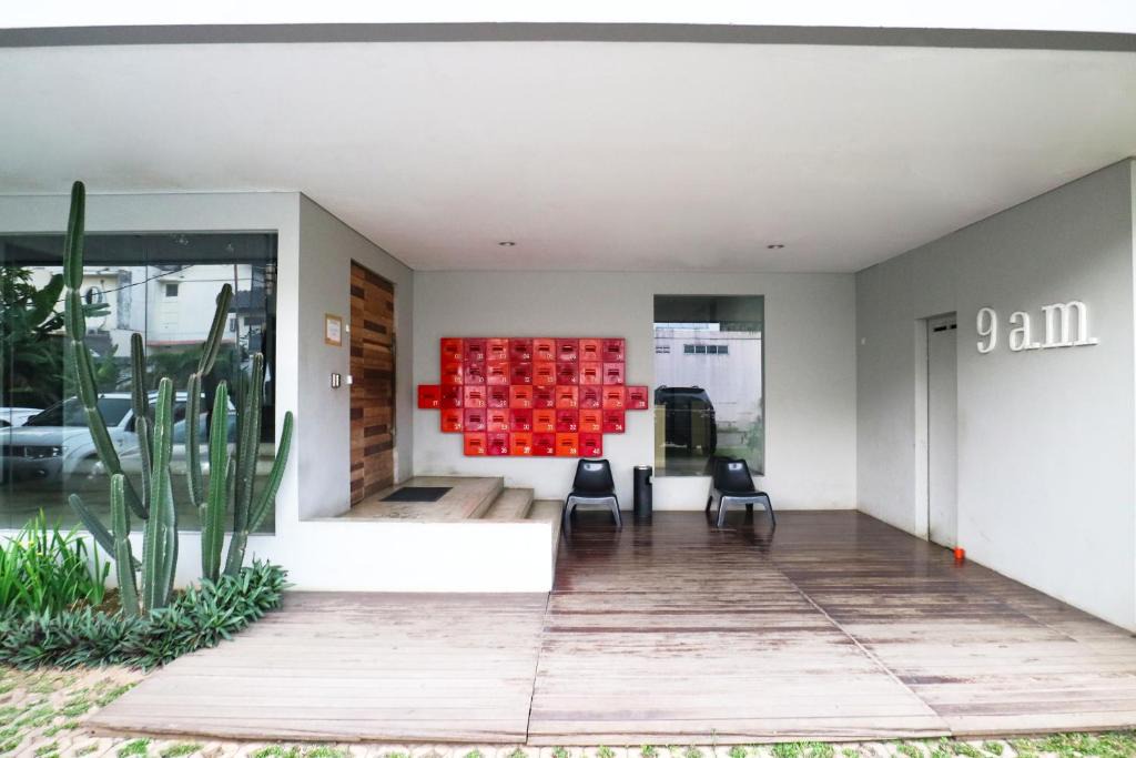 Binong House | 9AM