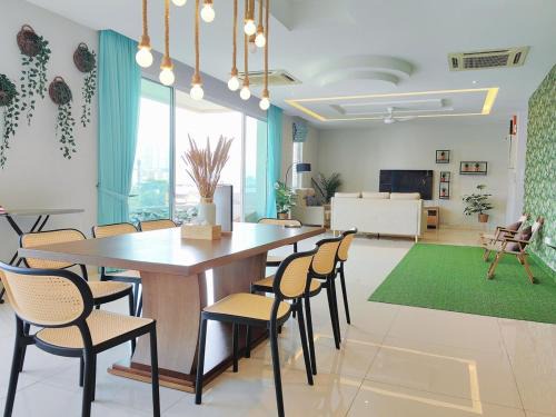 Kampung Datuk Keramat Apartment | A3 l Near KLCC TRX l Florist l 16 Pax