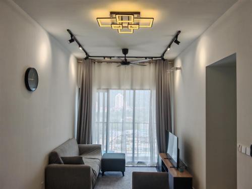 Batu Caves Apartment | Aakif 168 Selayang Homestay - Malay Only