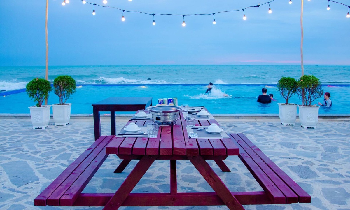 Ke Ga Hotel | Adora Bay Ke Ga Beach Resort - Onsite Water Park