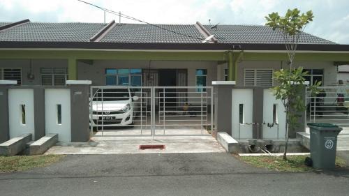 Alor Gajah House | Ainur Homestay
