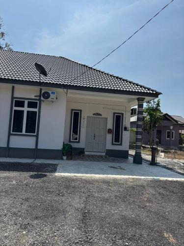 Kampung Sungai Duri House | Airisafiq Homestay