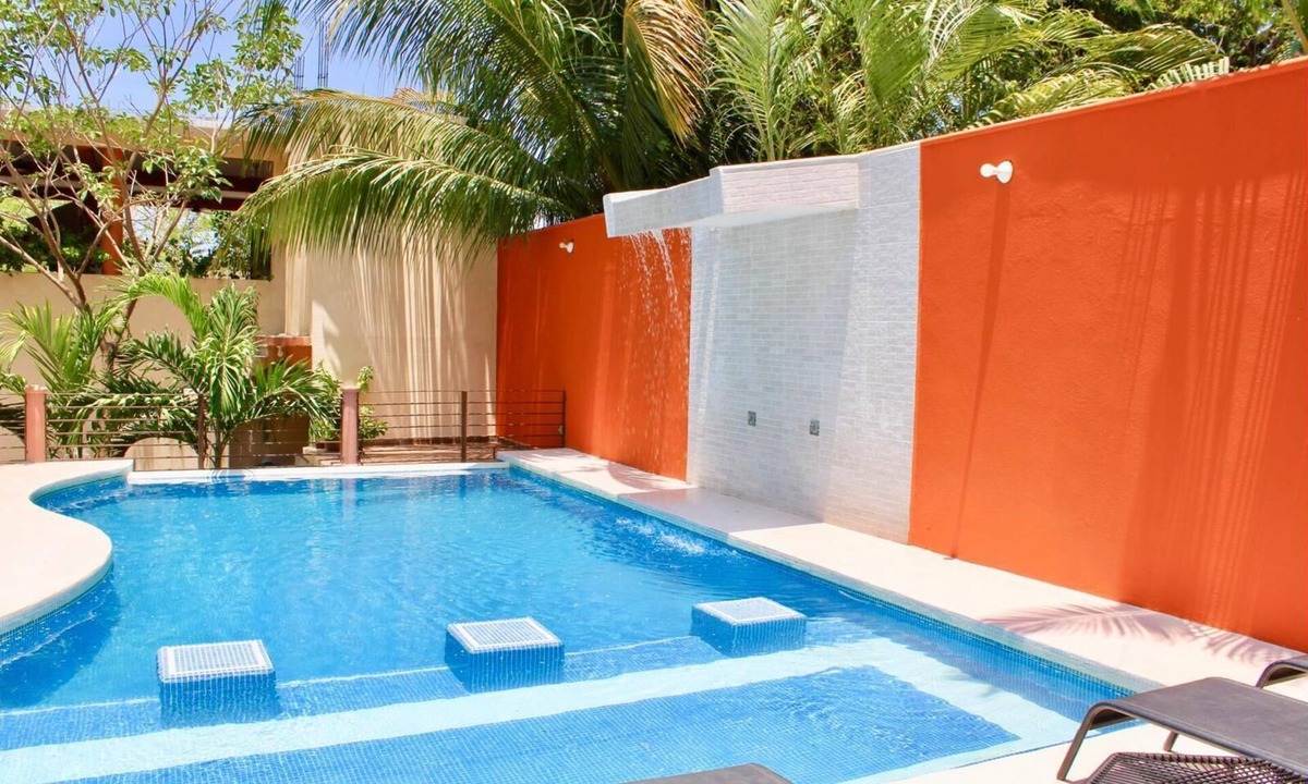 Ixtapa - Zihuatanejo House | Altamar Playa La Ropa - 5 Bedrooms - 10 King - Swimming Pool - 400 m Beach - 20 People