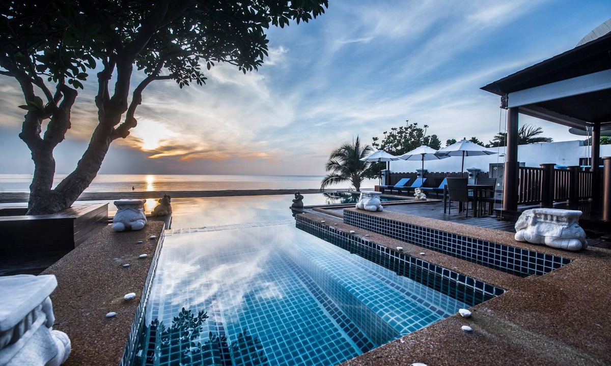 Pak Nam Pran Hotel | Amara Villa Khao Ka Lok