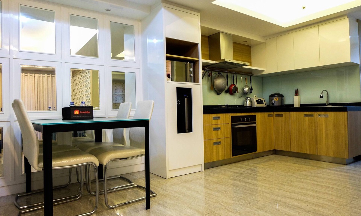 Karet Apartment | Amazing 2BR with City View The Wave Apartment