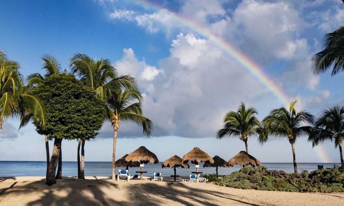 Costa Maya Condo | Amazing Ocean View from the top floor! Wonderful Pools, Grounds, & Beach!