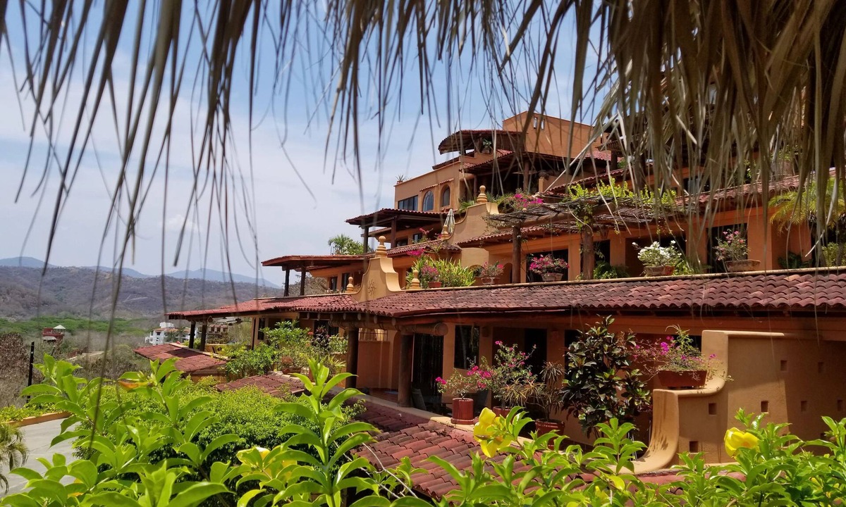 Playa Las Gatas Apartment | Amazing views of La Ropa Bay 3 BR condo