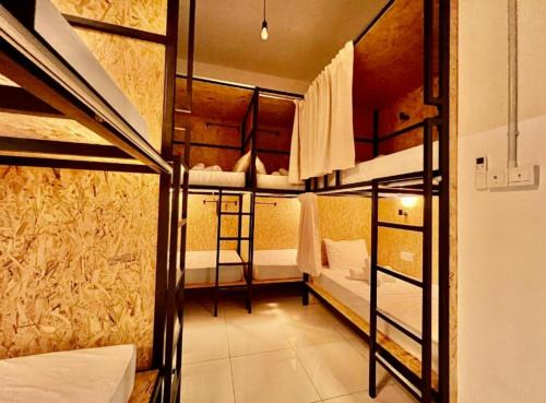 Historic George Town Hotel | Amore Stay by BNB4U Love Lane, Penang