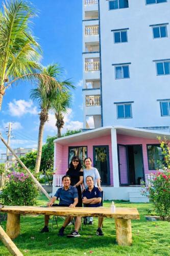 Phu Quy Hotel | An Phú Villa
