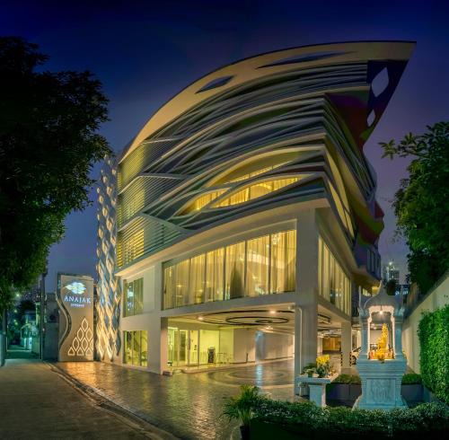 Pratunam Hotel | Anajak Bangkok Hotel - SHA Plus