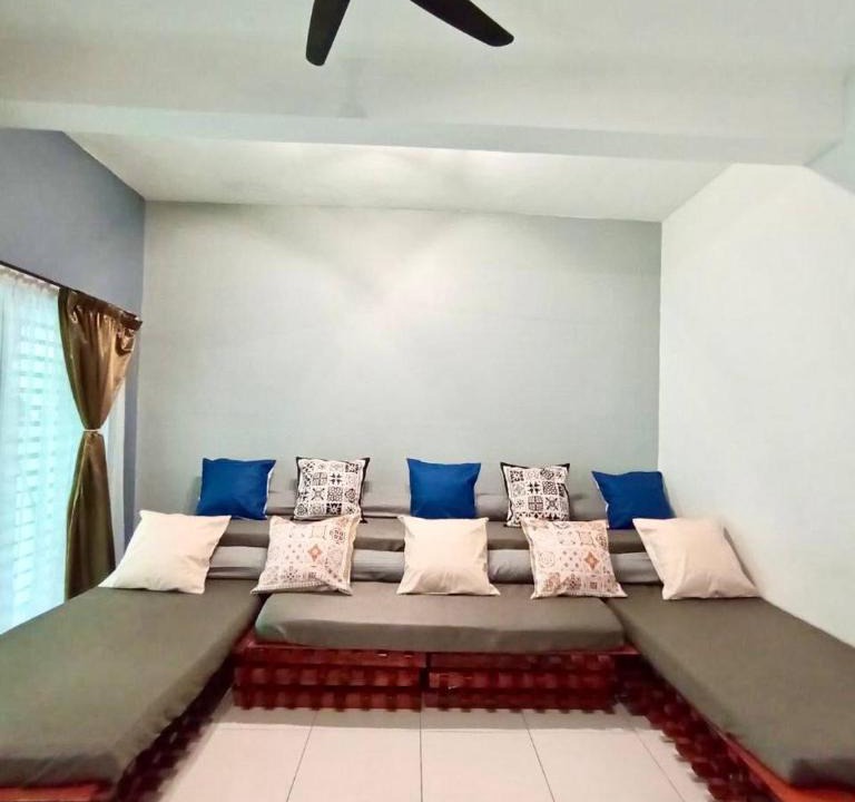Hulu Kinta House | Animation Homes I Meru Raya IPOH I by Grab A Stay l 16pax max