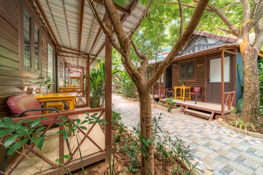 Vientiane Hotel | Anna Riverside Bungalow Vientiane