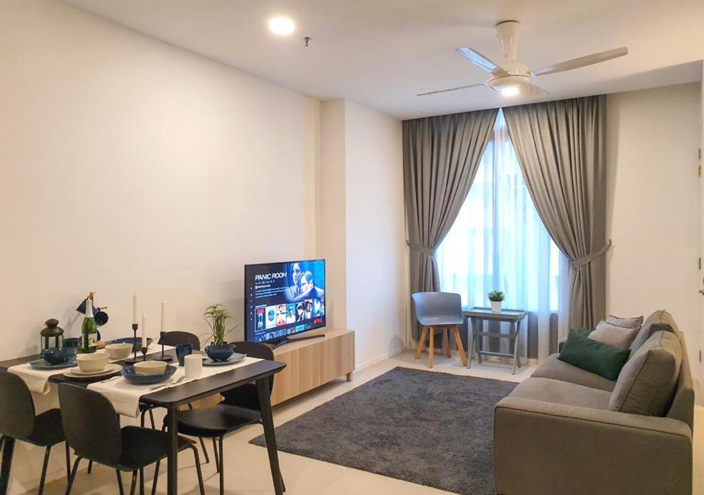 Mont Kiara Apartment | Arcoris Mont Kiara Kuala Lumpur