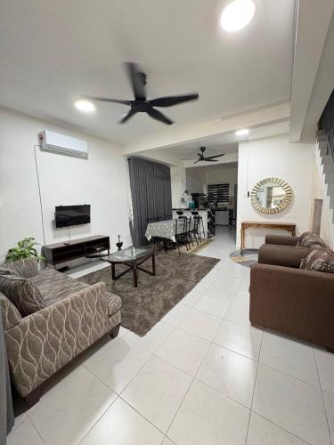 Sungai Petani House | Arowana Homestay MALAY ONLY
