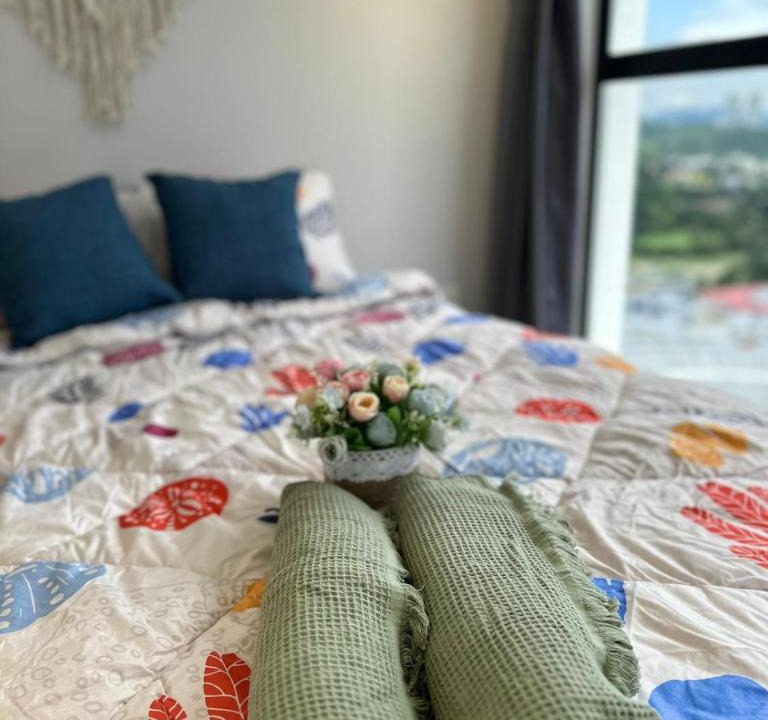Seri Kembangan Apartment | Astetica Be treated like Kings and Queens