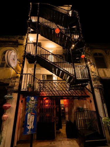 Kampung Kuchai Hostel | Astrid Lofts