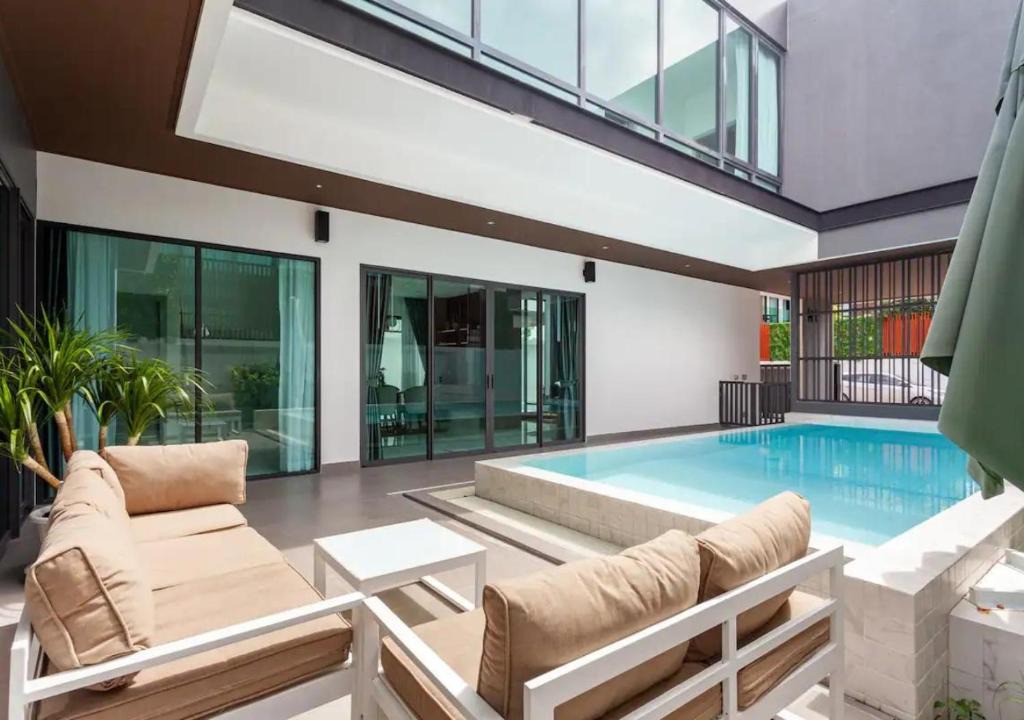 Nong Prue Villa | Astro Deluxe 4 Bedrooms Villa