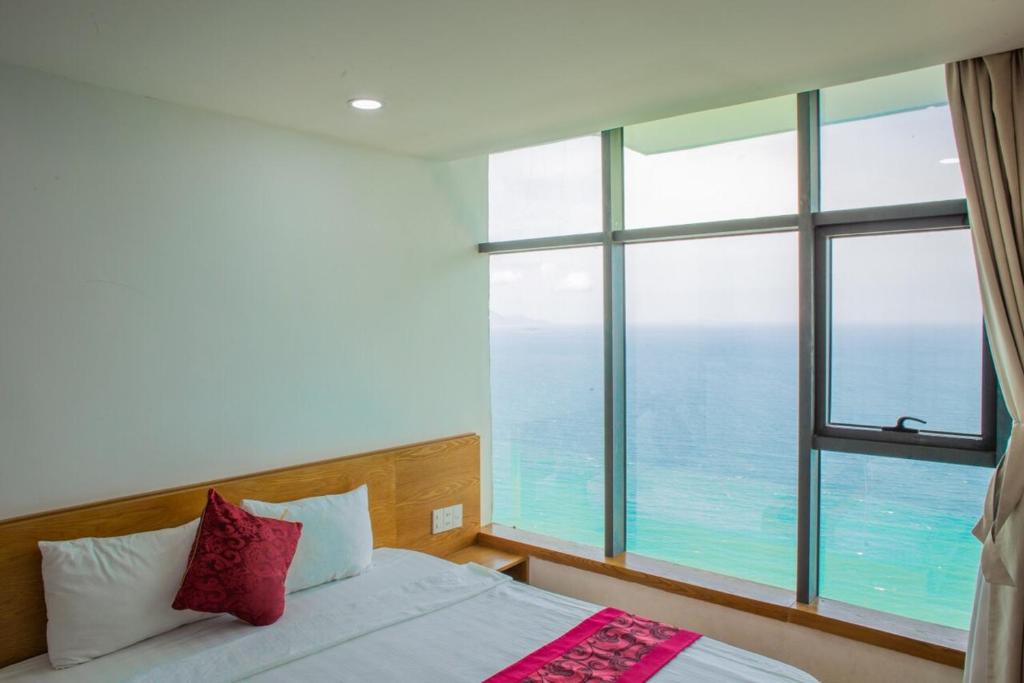Tran Phu Beach Apartment | Ata