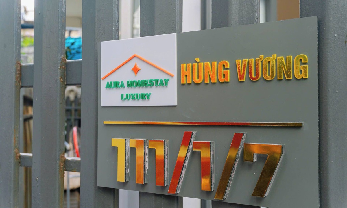 Tran Phu Beach House | Aura Luxury Homestay 4-Bedrooms balcony CityCenter near Beach