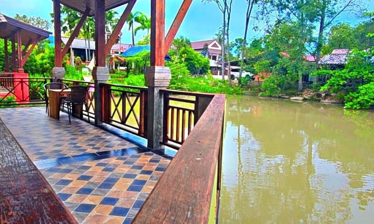 Si Racha House | Bang Phra Resort Near Si Racha