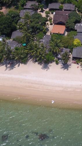 Bang Po House | Bangpo Village Tiny Country Beach House