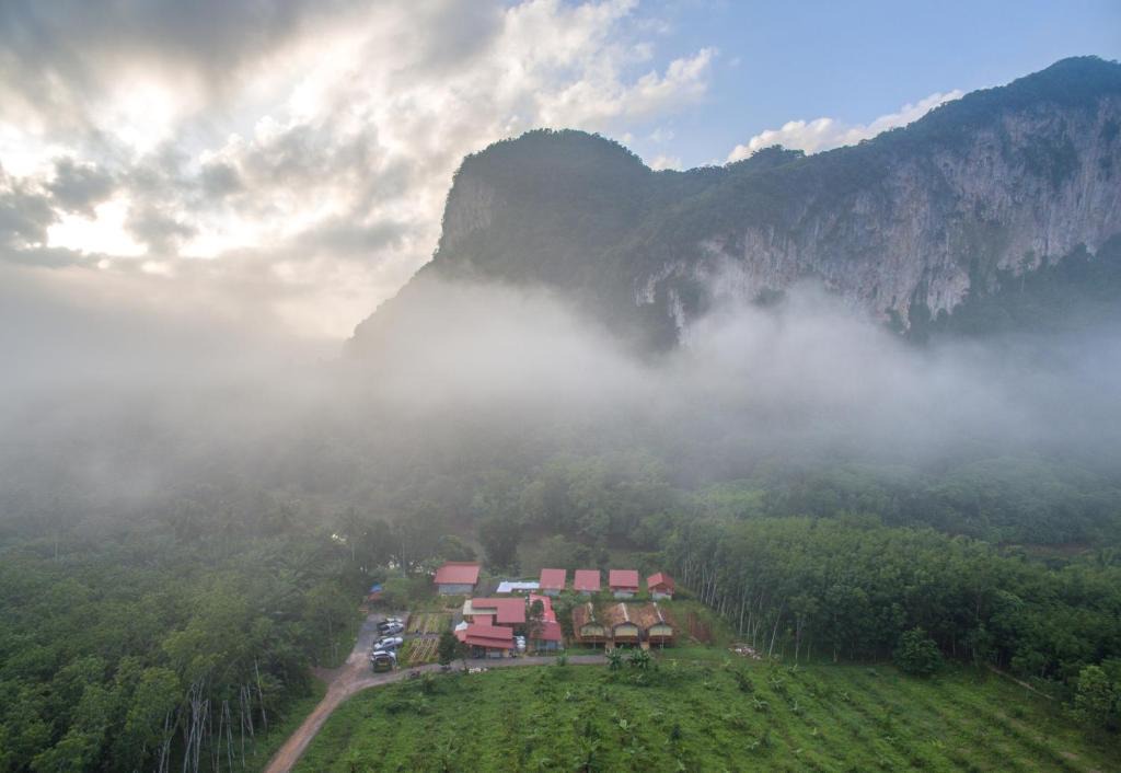 Ban Ta Khun Hotel | Bansuanphutarn