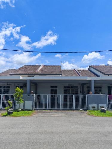 Taiping House | BARAQAH HOMESTAY KAMUNTING TAIPING a