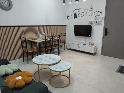 Likas Apartment | Baysuites Likas 7Pax City Views L 21 near kk town