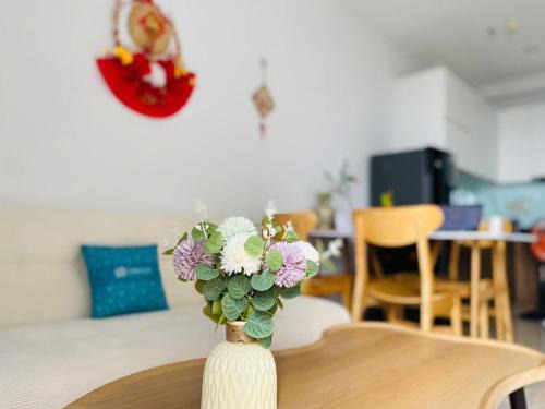 Di An Apartment | Bcons Garden Apartment View Landmark 81