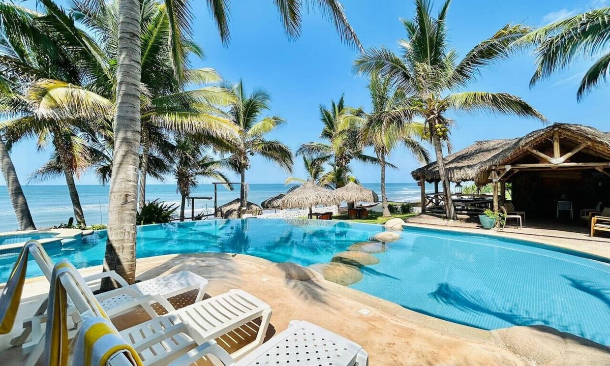 Elota Apartment | Beachfront Space with Pool By PartnerHost