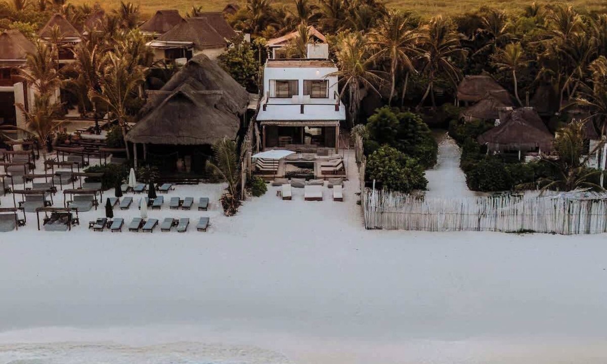 Zona Hotelera House | Beach Home with Chef - Butler - Pool & Sun Deck