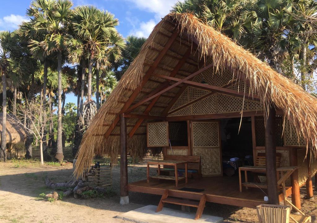 Desa Wula Resort | Beach Hut by S.A.R.