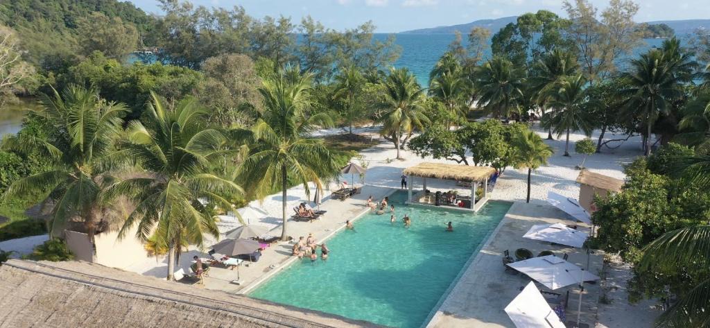 Koh Rong Hotel | BeachWalk Koh Rong