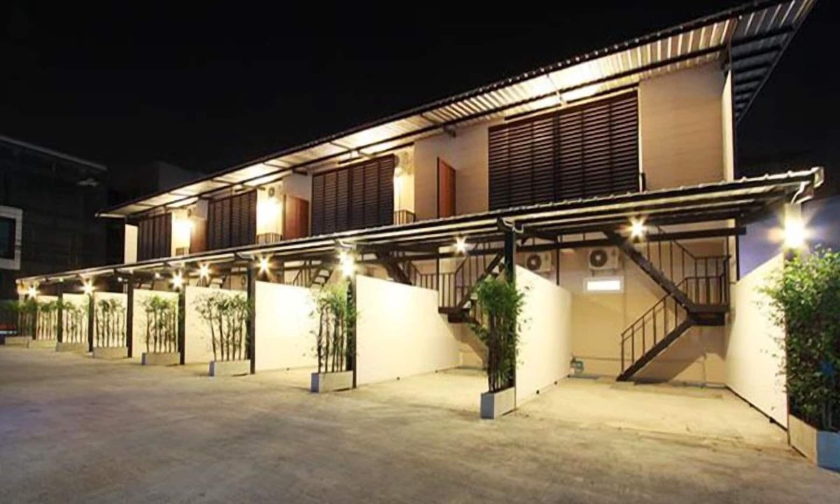 Bang Na Hotel | Bearing 26 Hotel