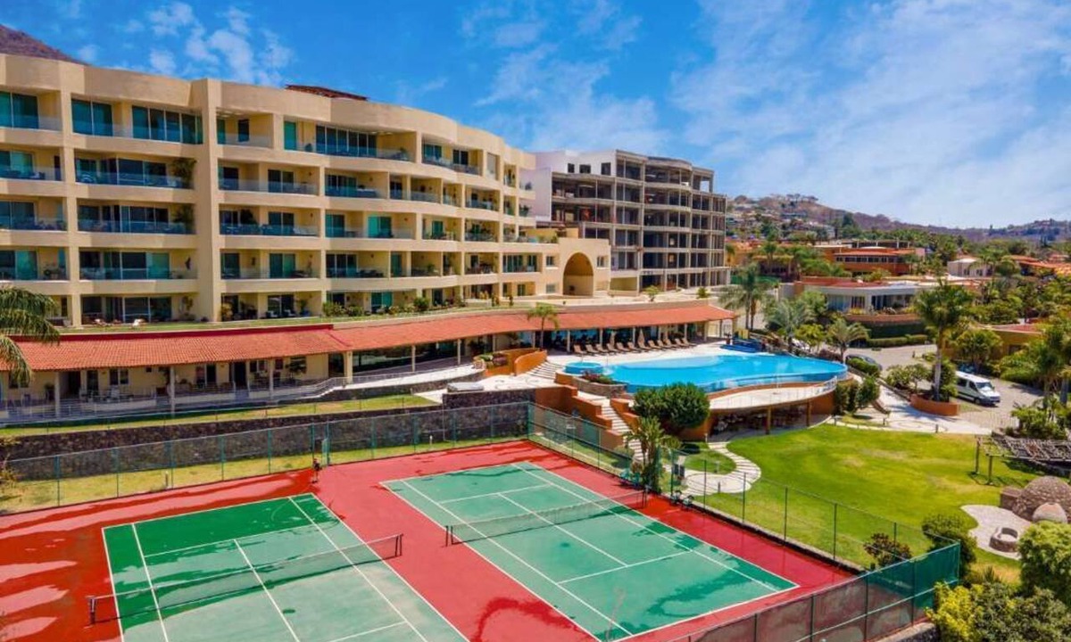 San Antonio Tlayacapan Apartment | Beautiful 2 BR in El Dorado with gorgeous views!