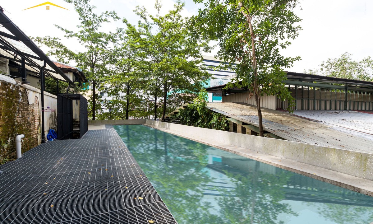 Kampung Kuchai Hotel | Belakang Kong Heng by DreamScape